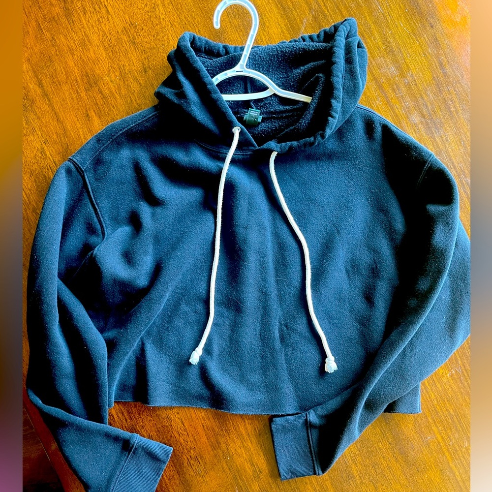 Cropped hoodie